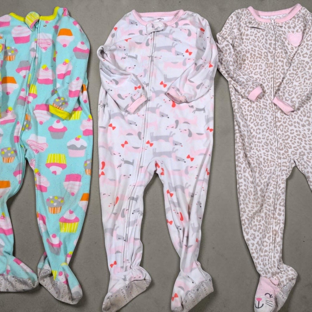 Carters 3T Girls Fleece Pajamas Lot 3 Cupcake Dog Leopard Footed Sleepers Pink - Picture 3 of 9